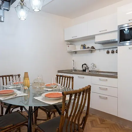 Old Bridge: Historical And Chic Apartment Florenz Exterior foto